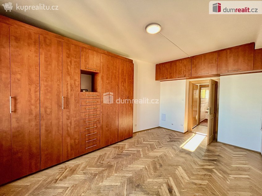 Pronájem bytu 3+1 81 m^2 Mostní, Kolín 