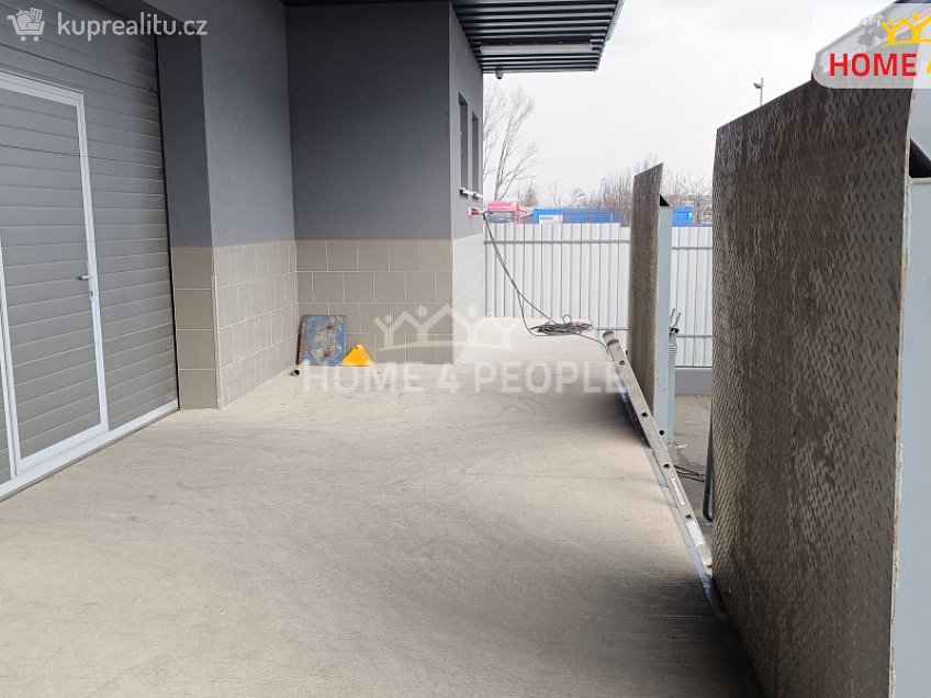 Pronájem  skladu 155 m^2 Znojemská, Pohořelice 
