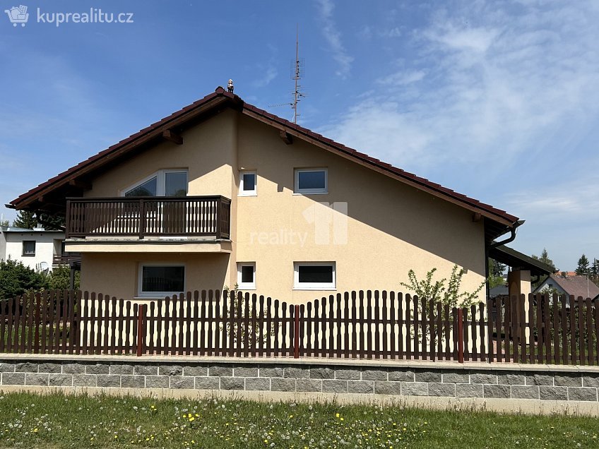Pronájem  rodinného domu 279 m^2 Sadová, Humpolec 