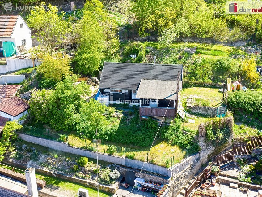 Prodej  chaty 35 m^2 Pod Kostelíčkem, Liběchov 