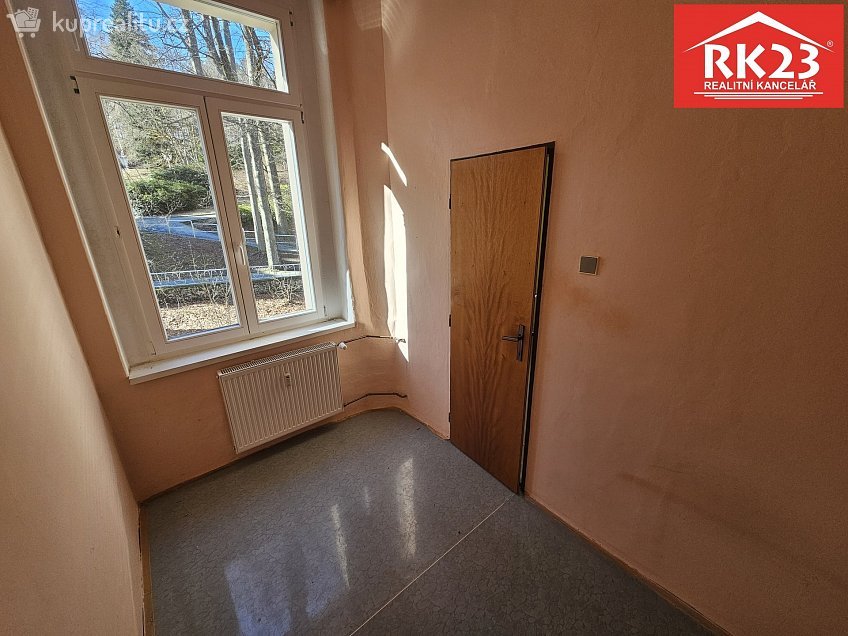 Prodej bytu 2+1 72 m^2 Hlavní třída 159, Mariánské Lázně 