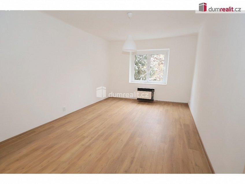 Pronájem bytu 2+kk 57 m^2 Mrštíkova, Praha 10 