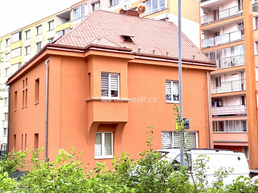 Prodej bytu 1+1 58 m^2 Hlávkova, Karlovy Vary 