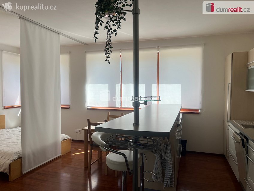 Prodej bytu 1+kk 48 m^2 Hořínecká, Praha-Ďáblice 
