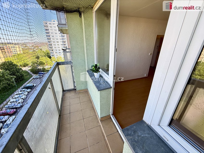 Prodej bytu 2+kk 32 m^2 Jabloňová, Praha 10 