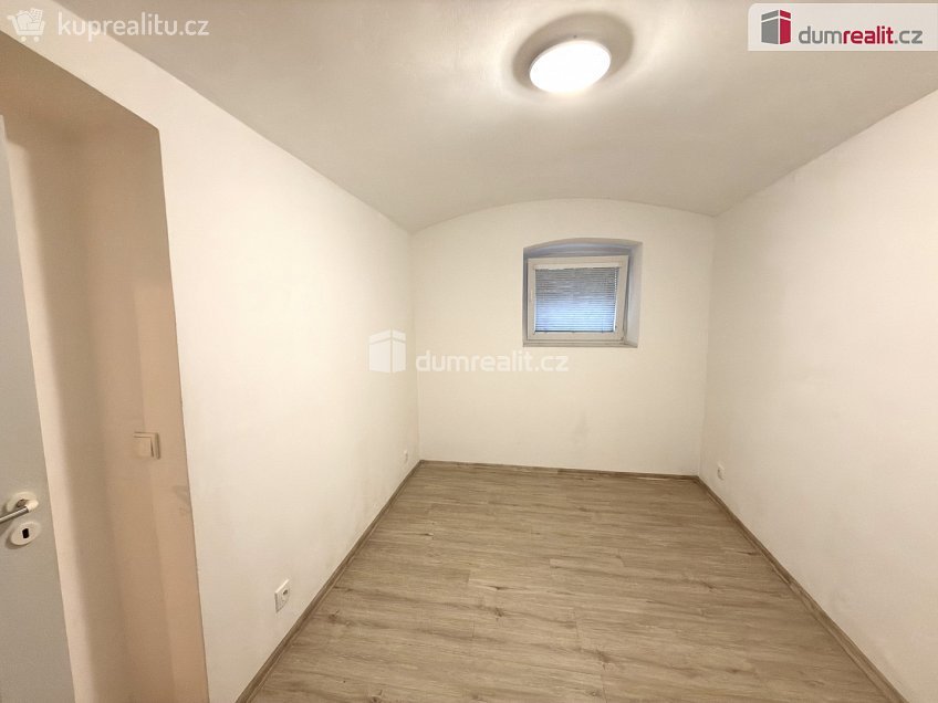 Pronájem bytu 3+kk 60 m^2 Elišky Krásnohorské, Ústí nad Labem 
