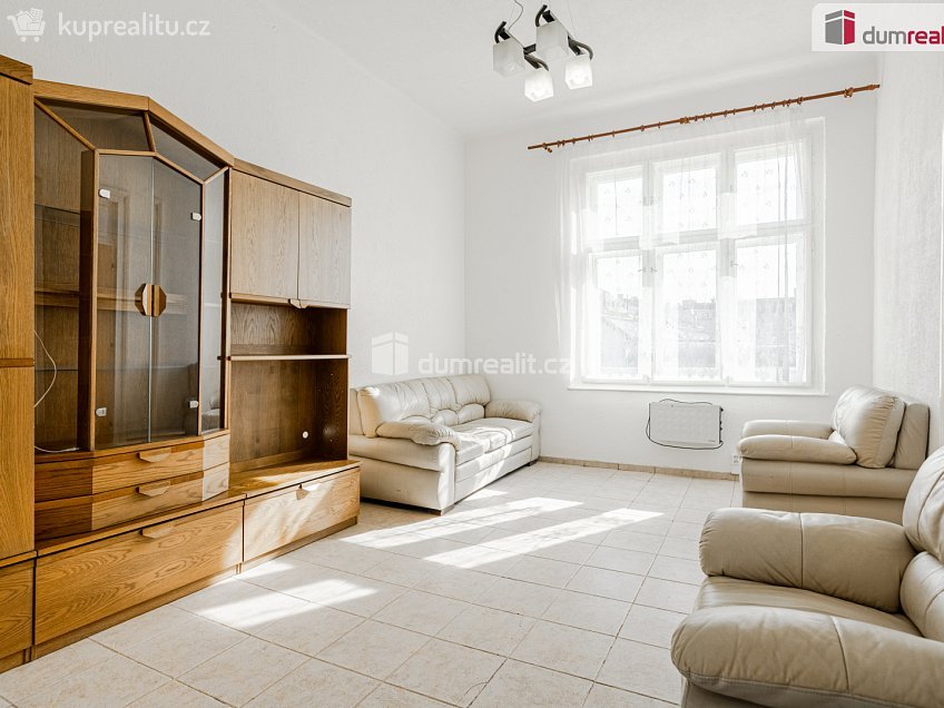 Pronájem bytu 2+1 53 m^2 náměstí Dr. M. Horákové, Karlovy Vary 