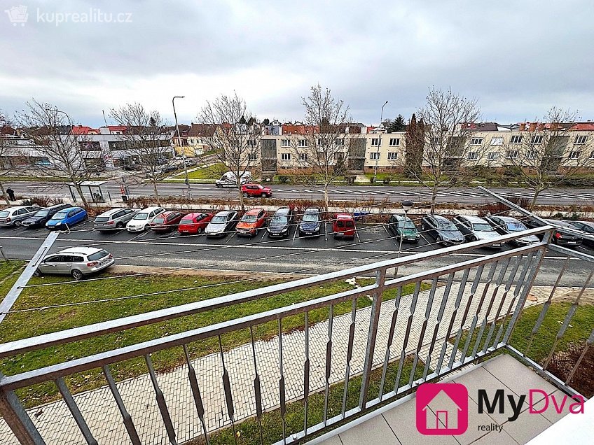 Pronájem bytu 3+1 67 m^2 Pražská sídl., Znojmo 