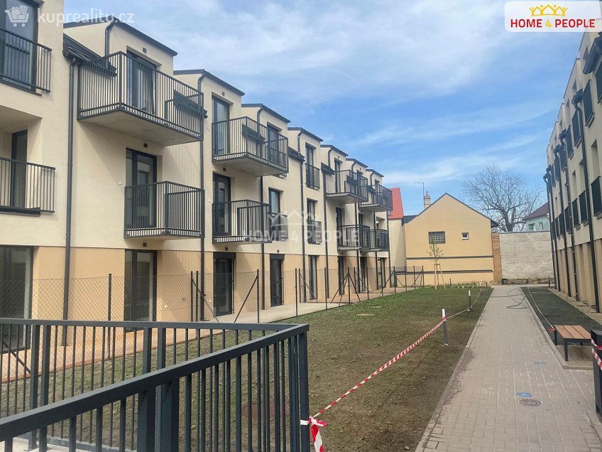 Pronájem bytu 2+kk 45 m^2 Český Brod, Český Brod 