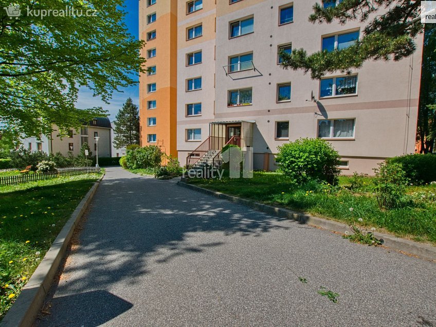 Prodej bytu 2+kk 42 m^2 Borový vrch, Liberec 