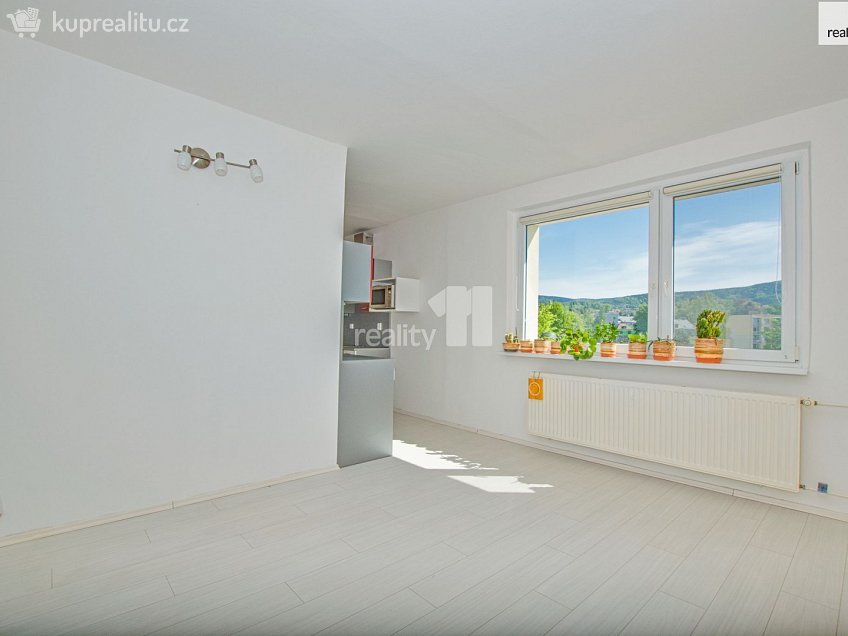 Prodej bytu 2+kk 42 m^2 Borový vrch, Liberec 