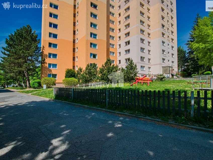 Prodej bytu 2+kk 42 m^2 Borový vrch, Liberec 