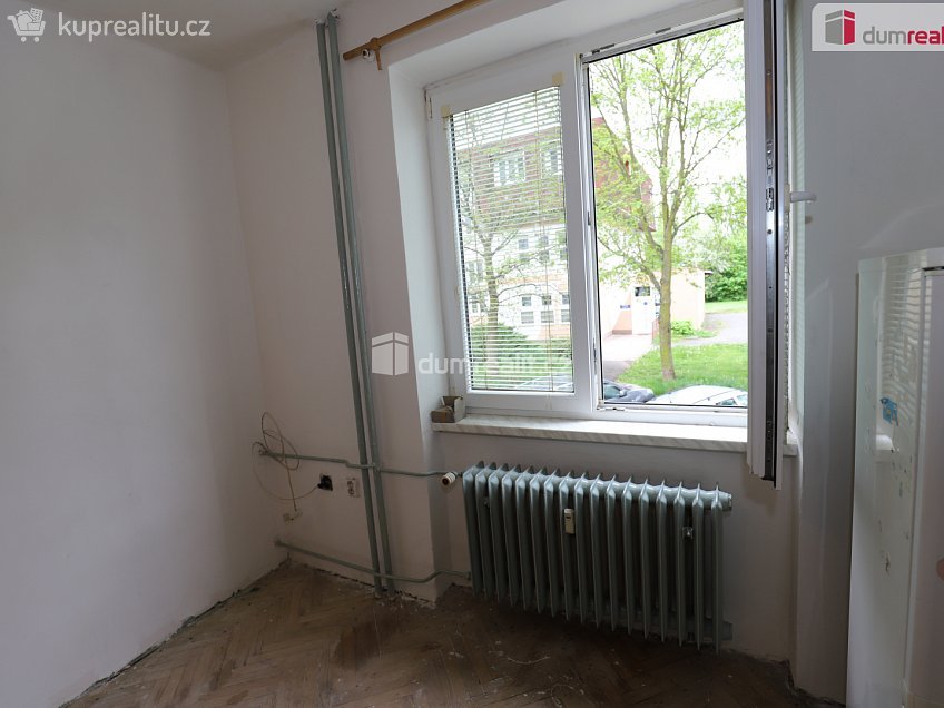 Prodej bytu 1+kk 24 m^2 Sokolovská, Sokolov 
