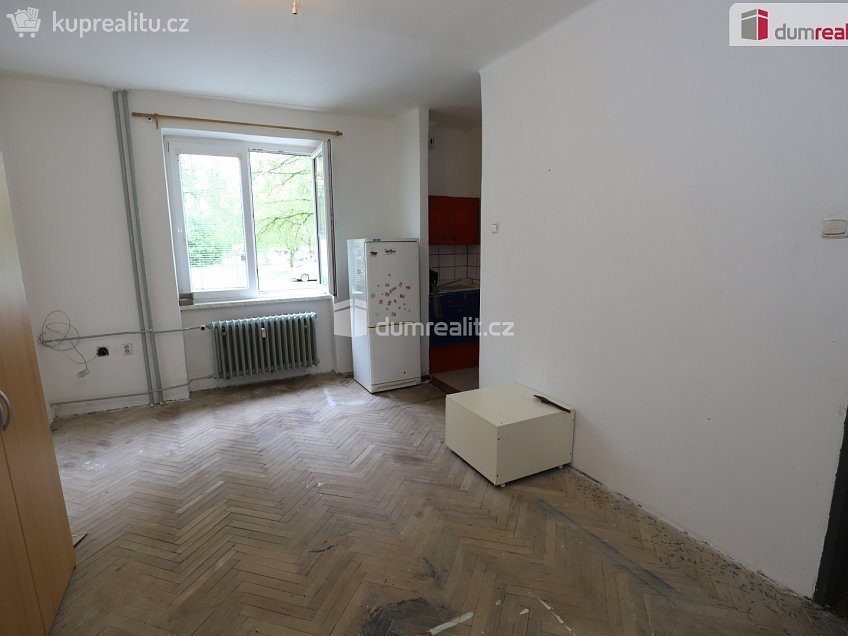 Prodej bytu 1+kk 24 m^2 Sokolovská, Sokolov 