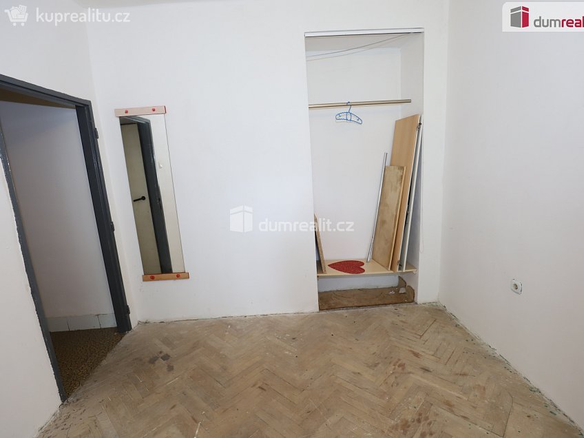 Prodej bytu 1+kk 24 m^2 Sokolovská, Sokolov 