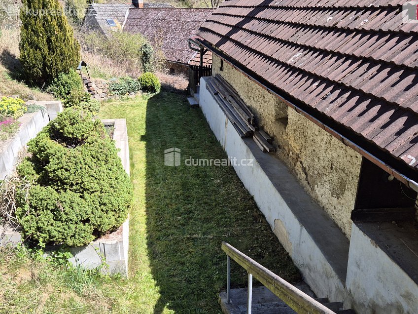 Prodej  rodinného domu 80 m^2 Bílkovice, Bílkovice 