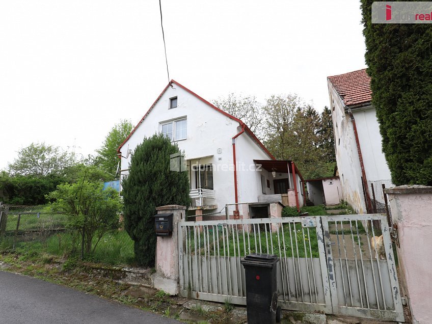 Prodej  rodinného domu 160 m^2 Zahradní, Chlum Svaté Maří 