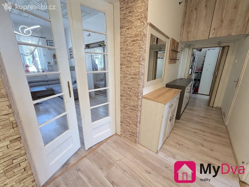 Prodej bytu 3+1 88 m^2 Bezručova, Znojmo 