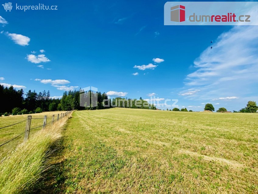 Prodej  stavebního pozemku 1120 m^2 Tři Sekery, Tři Sekery 