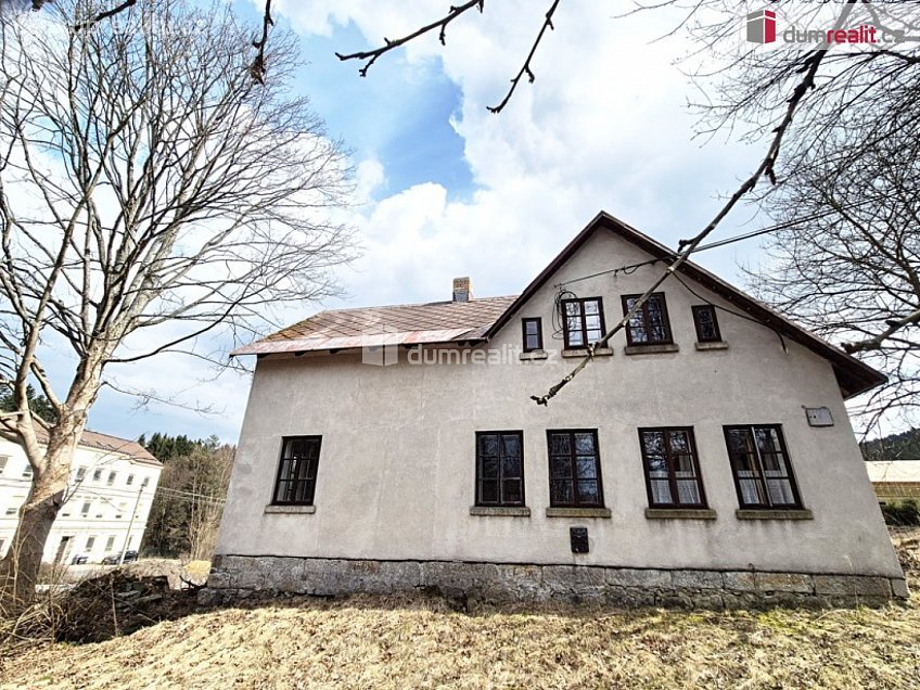 Prodej  rodinného domu 214 m^2 Občanská, Smržovka 