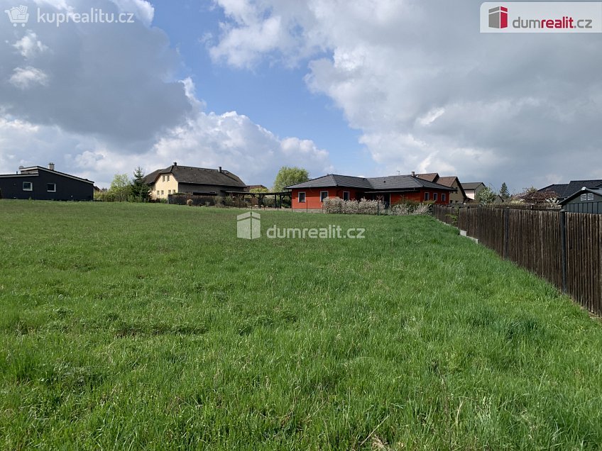 Prodej  stavebního pozemku 4212 m^2 Buková u Příbramě, Buková u Příbramě 