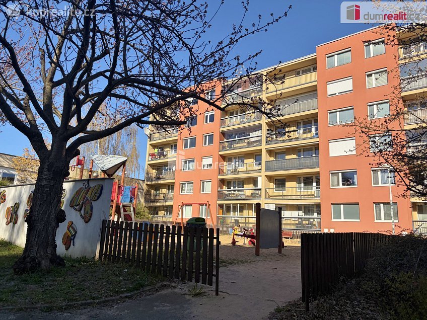 Prodej bytu 2+kk 46 m^2 Chalabalova, Praha 13 