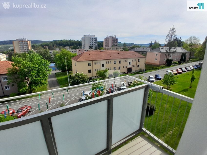 Prodej bytu 3+1 67 m^2 Nerudova, Beroun 