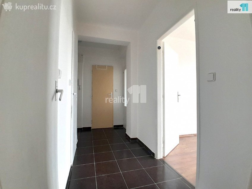 Prodej bytu 3+1 67 m^2 Nerudova, Beroun 