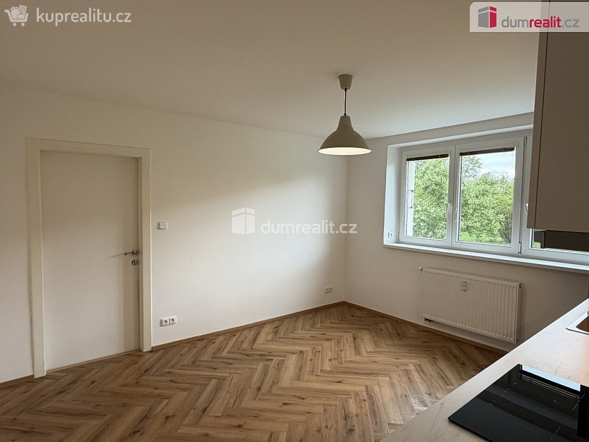 Pronájem bytu 2+kk 41 m^2 Lidická, Ostrov 