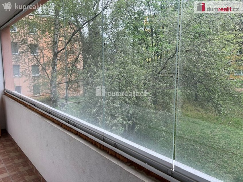 Pronájem bytu 3+1 64 m^2 Cvikovská, Praha 9 