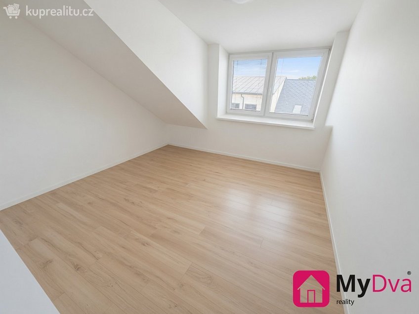 Pronájem bytu 3+kk 63 m^2 Dobrovského, Třebíč 