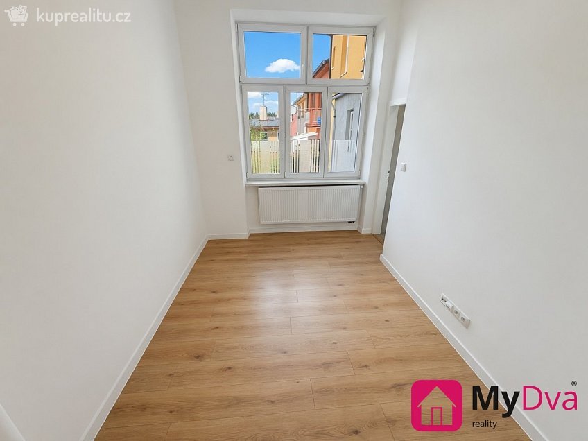 Pronájem bytu 2+kk 47 m^2 Bráfova tř., Třebíč 