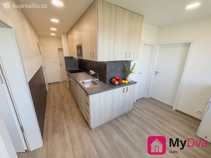 Pronájem bytu 3+1 74 m^2 Mírová, Třebíč 