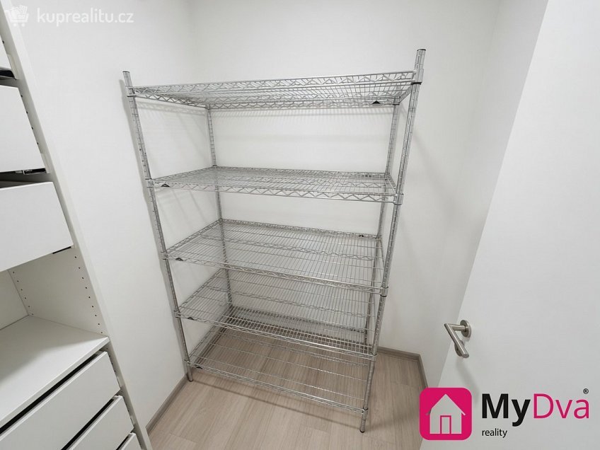 Pronájem bytu 3+1 74 m^2 Mírová, Třebíč 