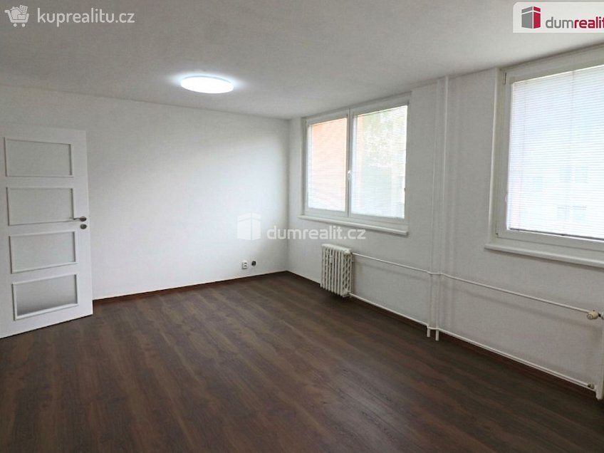 Pronájem bytu 1+kk 33 m^2 Sídliště II, Kamenice 