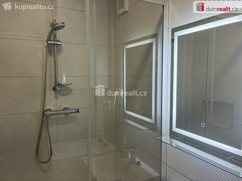 Pronájem bytu 1+kk 33 m^2 Sídliště II, Kamenice 
