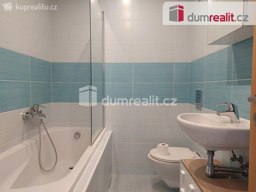 Pronájem bytu 2+1 60 m^2 Ledenická, České Budějovice 