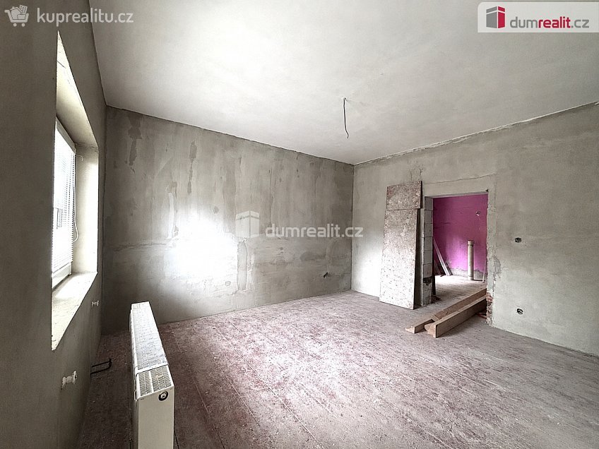 Prodej  činžovního domu 300 m^2 V zátiší, Kraslice 