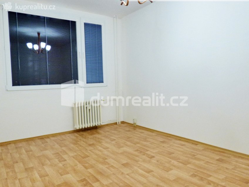 Pronájem bytu 3+1 58 m^2 Čs. armády, Štětí 