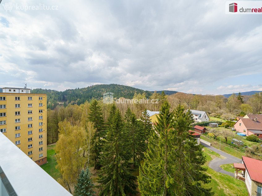 Prodej bytu 2+1 51 m^2 Okružní, Nejdek 