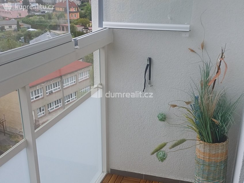 Prodej bytu 2+1 51 m^2 Okružní, Nejdek 