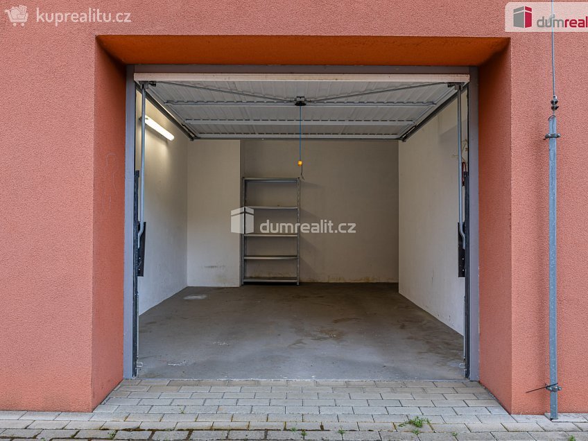 Pronájem bytu 2+kk 45 m^2 Dukel. hrdinů, Rakovník 