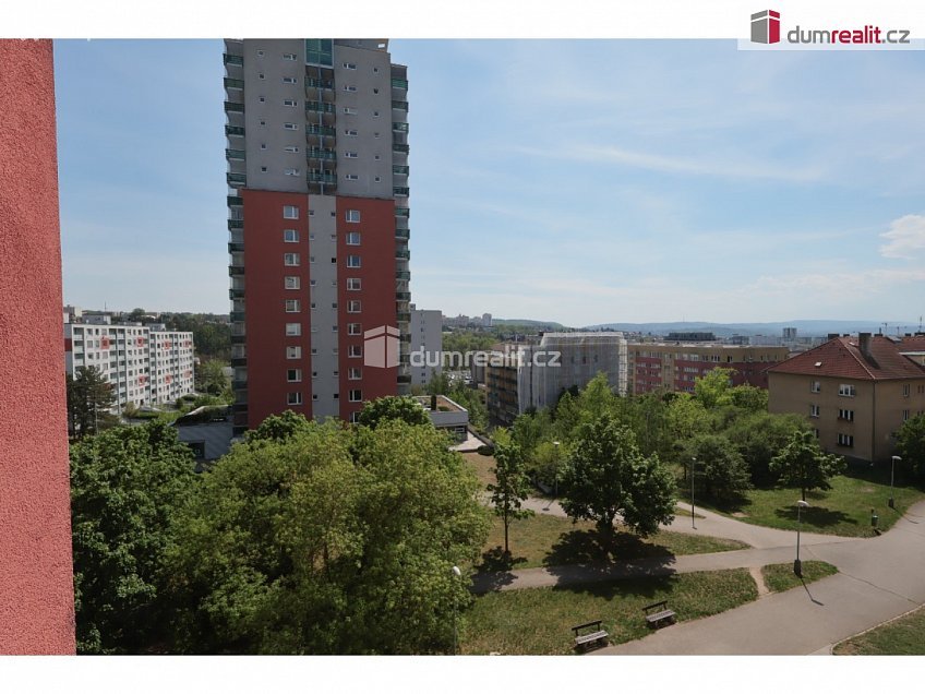 Pronájem bytu 2+1 49 m^2 Pejevové, Praha 12 