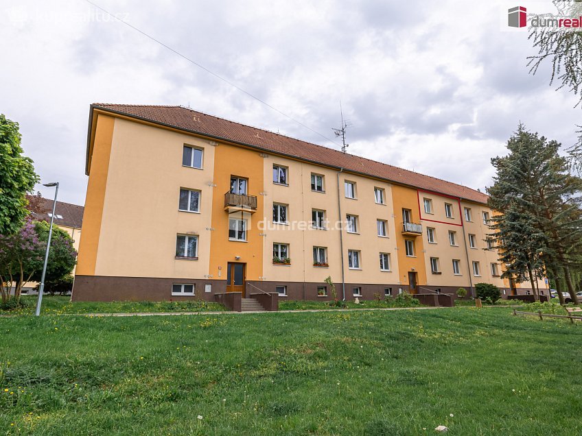 Prodej bytu 2+kk 52 m^2 S. K. Neumanna, Stochov 