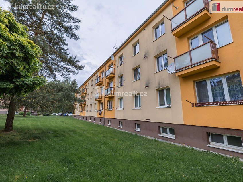 Prodej bytu 2+kk 52 m^2 S. K. Neumanna, Stochov 