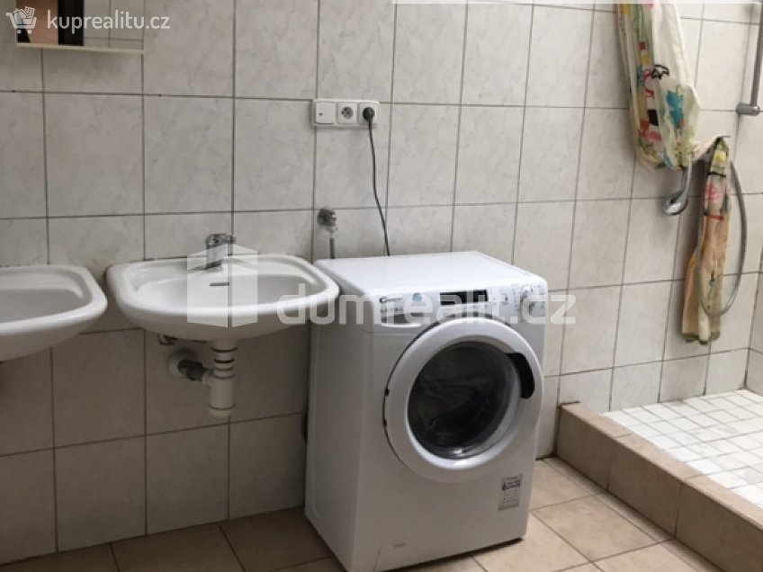 Pronájem bytu - pokoj 17 m^2 Pilská, Praha 14 