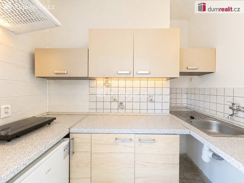Pronájem bytu 1+kk 21 m^2 17. listopadu, Ústí nad Labem 