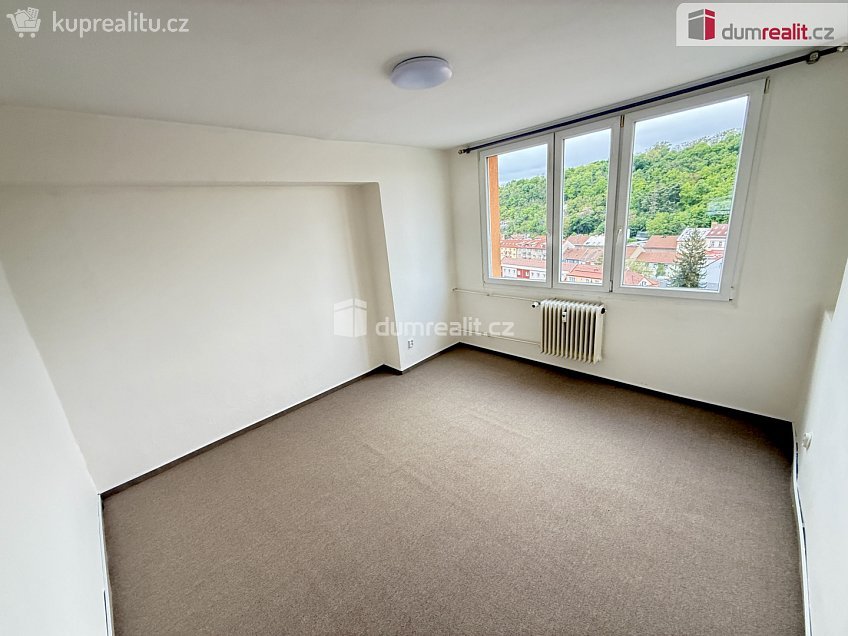 Pronájem bytu 3+1 82 m^2 sídl. Hůrka, Kralupy nad Vltavou 
