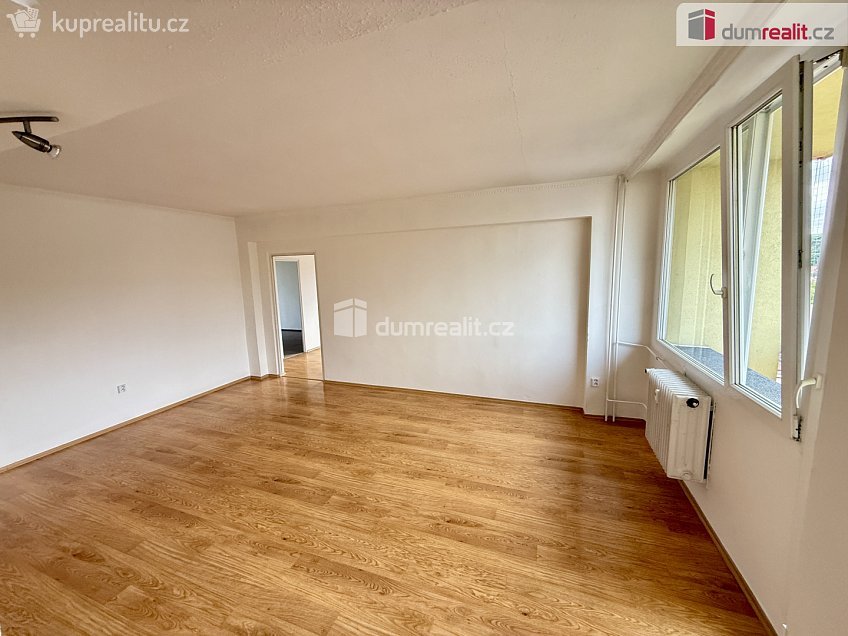 Pronájem bytu 3+1 82 m^2 sídl. Hůrka, Kralupy nad Vltavou 