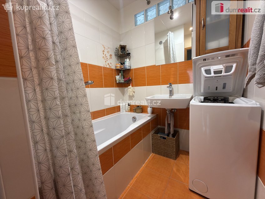 Pronájem bytu - pokoj 12 m^2 Karla IV., Ústí nad Labem 
